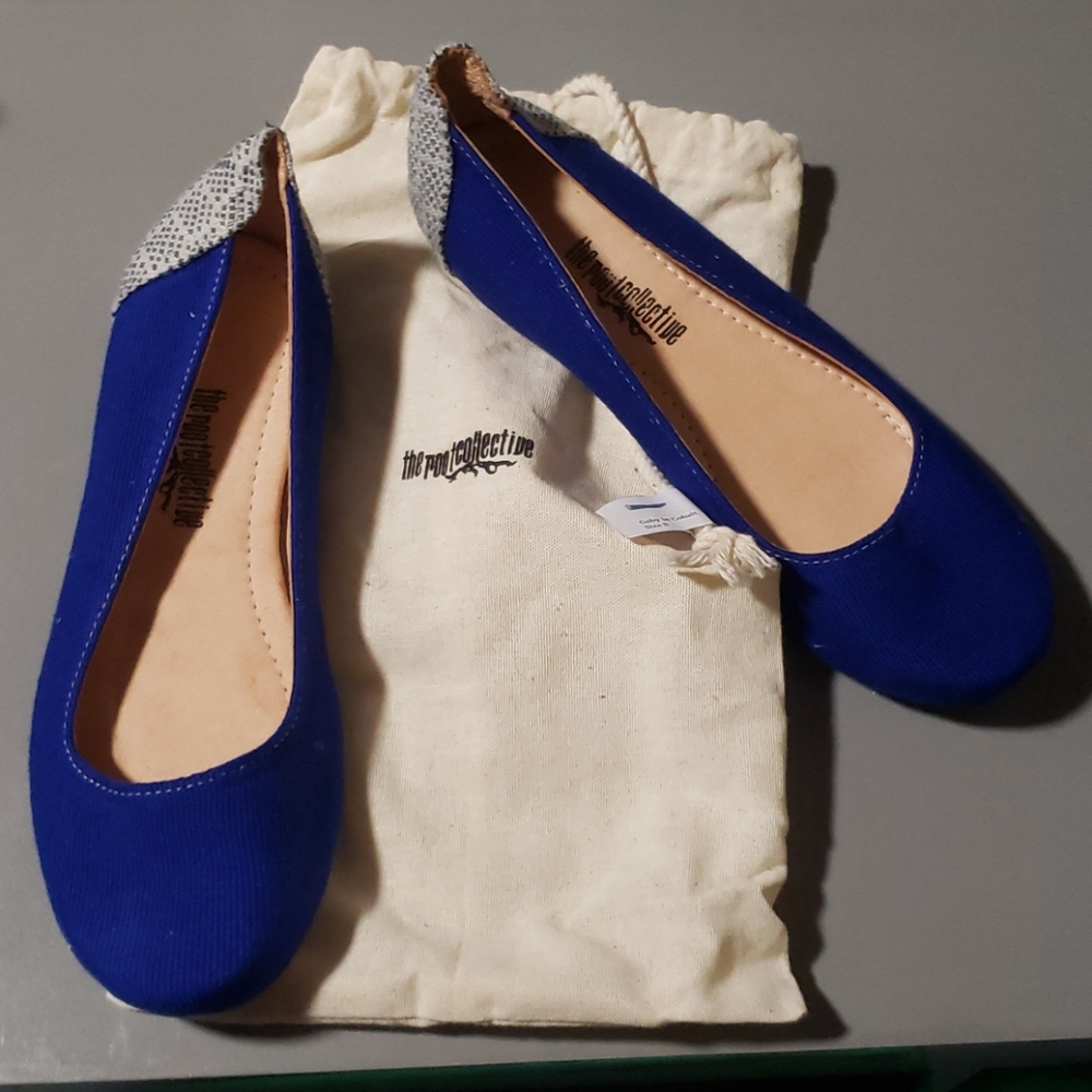 NWT Root Collective Size 8 Gaby flats Cobalt Blue